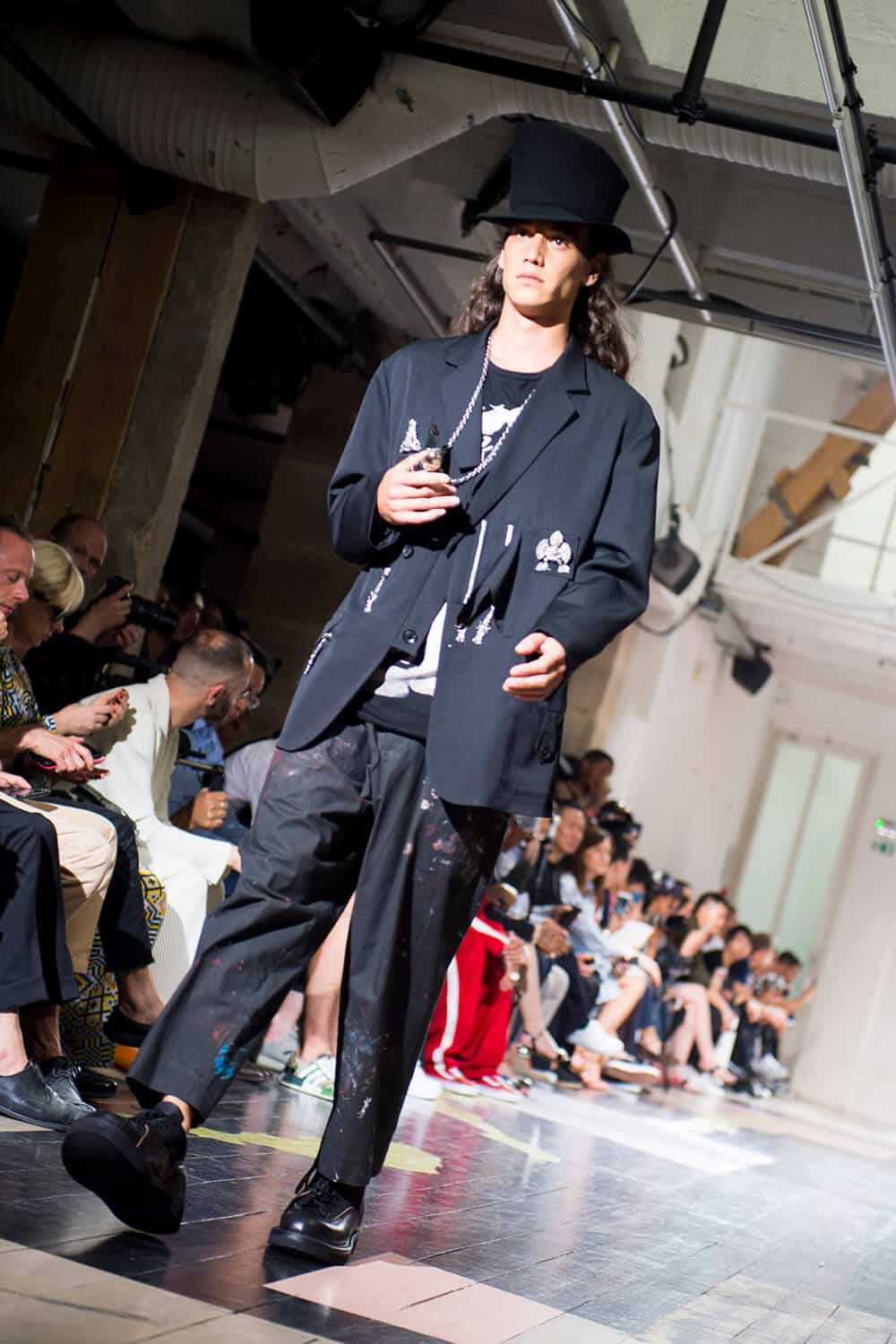 Yohji Yamamoto: Menswear SS18 - 10 Magazine